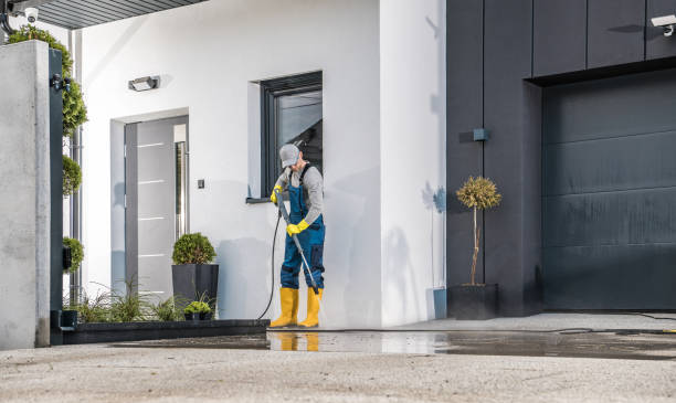 Best Pool Deck Cleaning in Westbury, NY